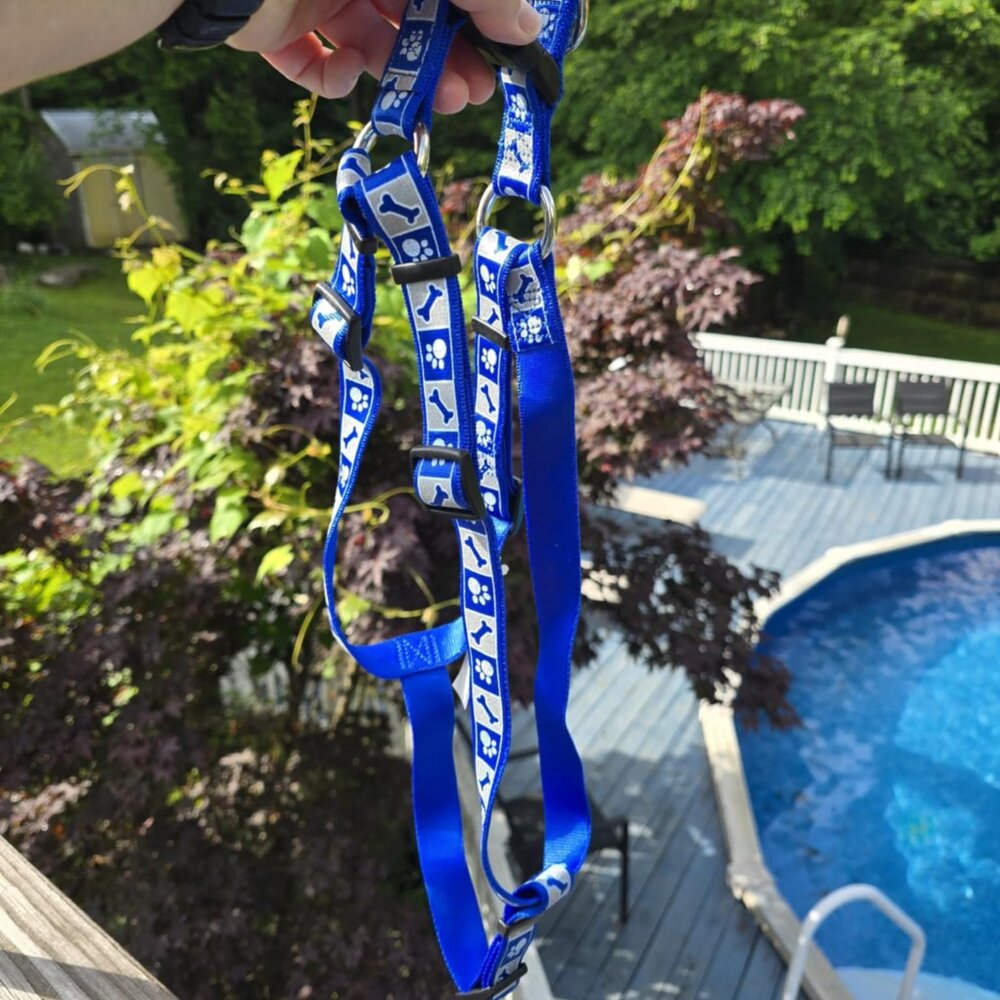 NWT- Reflective Dog Harness Size LARGE